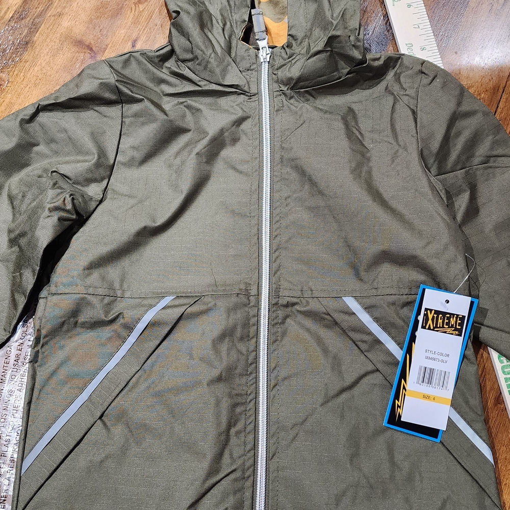 IXtreme Lightweight Boys Jacket Size 6 NWT